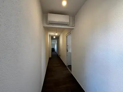 Haus, Kaštelir, Wohn- und Geschäftskomplex mit Hof - 12