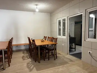 Haus, Kaštelir, Wohn- und Geschäftskomplex mit Hof - 8