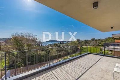 Semi-detached villa 244 m², Banjole - 100 m from the beach and sea view - 3