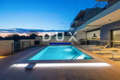 Semi-detached villa 244 m², Banjole - 100 m from the beach and sea view - 12