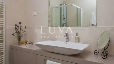 Vodice, Luxusvilla mit Pool, Designer-Einrichtung, zu verkaufen - 14