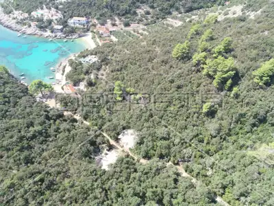 Land 8 079 m², Žrnovo - quiet location and sea view - 12