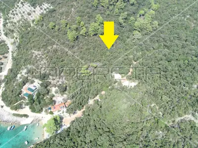 Land 8 079 m², Žrnovo - quiet location and sea view