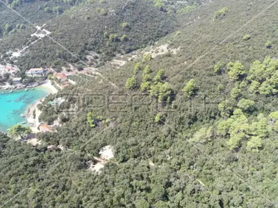 Land 8 079 m², Žrnovo - quiet location and sea view - 17