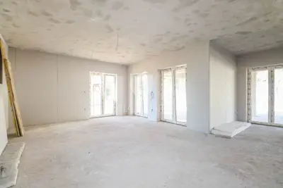 Kuća 185 m², Svetvinčenat - velika okućnica i terasa - 4