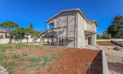 Kuća 185 m², Svetvinčenat - velika okućnica i terasa - 14