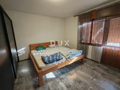 House 300 m², Pula, Nova Veruda - 300 m from the sea - 17