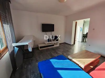 House 300 m², Pula, Nova Veruda - 300 m from the sea - 20