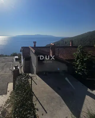 Old house 250 m², Medveja - 6,100 m² plot and sea views