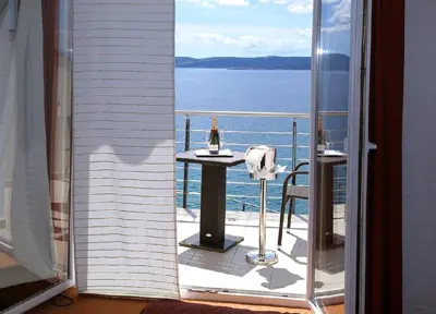 Hotel 5 500 m², Crikvenica, erste Reihe zum Meer und 100 m zum Strand - 14