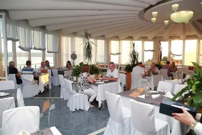 Hotel 5 500 m², Crikvenica, erste Reihe zum Meer und 100 m zum Strand - 5
