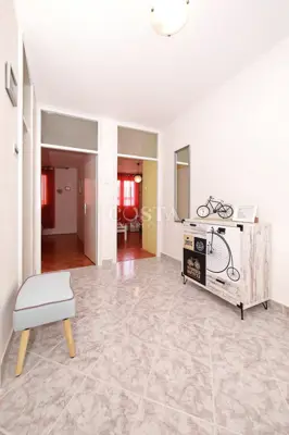 Stan 72 m², Branimirova obala - 2 spavaće sobe - 10