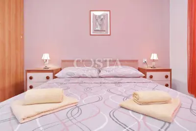 Stan 72 m², Branimirova obala - 2 spavaće sobe - 18