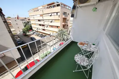 Stan 72 m², Branimirova obala - 2 spavaće sobe - 9