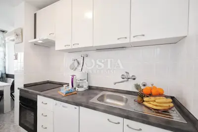 Stan 72 m², Branimirova obala - 2 spavaće sobe - 8