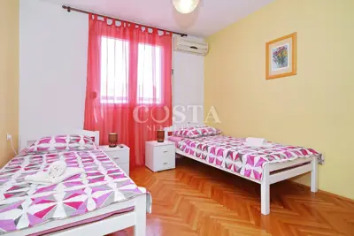 Stan 72 m², Branimirova obala - 2 spavaće sobe - 13
