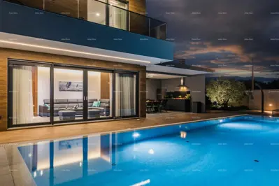 Villa mit Pool, Fažana, Meerblick und gepflegtem Gartenbereich - 2