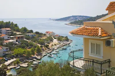 Vila 325 m², Rogoznica - bazen i pogled na more - 15