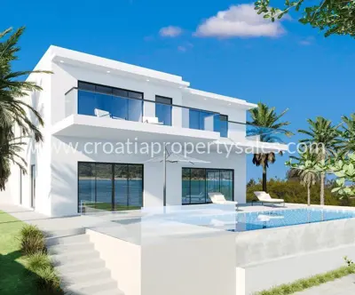 Villa 230 m², Omiš - ruhige Lage in der Nähe des Ortes