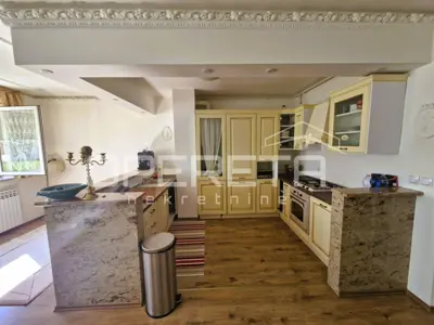 Wohnung 92 m², Sesvete centar - 3 Zimmer, ruhige Lage - 4