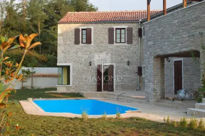 Središnja Istra, authentisches Ferienhaus mit Pool - 2
