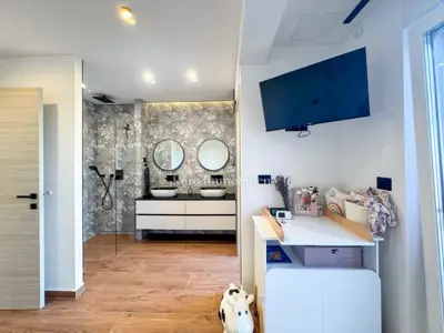 Okolica Labina - moderna villa s bazenom u izgradnji - 13