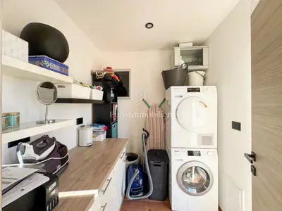 Okolica Labina - moderna villa s bazenom u izgradnji - 20