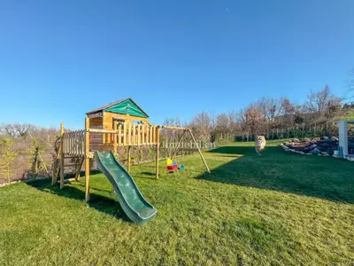 Okolica Labina - moderna villa s bazenom u izgradnji - 21