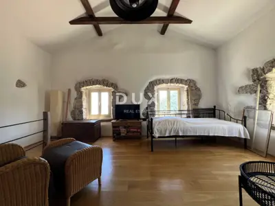 Kuća 130 m², Mošćenička Draga - pogled na more i privatnost - 12