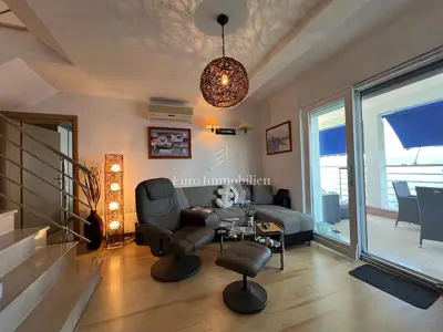Kuća 229 m², Živogošće - prvi red do mora - 13