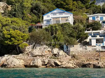 Kuća 229 m², Živogošće - prvi red do mora - 2