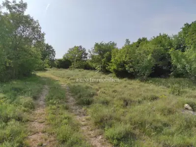 Agricultural land in an excellent location - potential! - 5