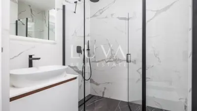 Stan 246 m², Opatija - Plahuti, 4 spavaće sobe i 5 balkona - 8