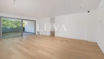 Stan 246 m², Opatija - Plahuti, 4 spavaće sobe i 5 balkona - 21