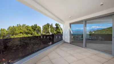 Stan 246 m², Opatija - Plahuti, 4 spavaće sobe i 5 balkona - 17