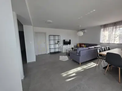 Rijeka, Kukuljanovo, 4 Zimmer + Wohnzimmer, 160 m²