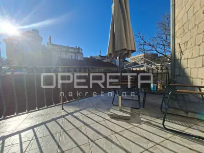 Apartment, Split Dobri, renovated and in the strict center - 10
