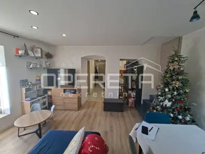 Apartment, Split Dobri, renovated and in the strict center - 3