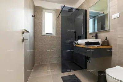 Kuća 130 m², Svetvinčenat - mirno okruženje zelenila - 19