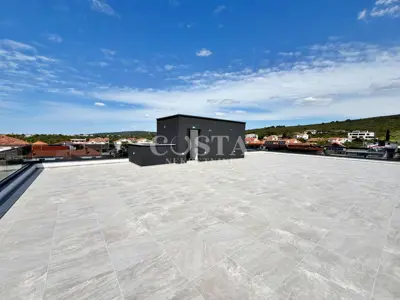 ZADAR, SUKOŠAN - Prostrani penthouse u izgradnji 50 m od mora - 15