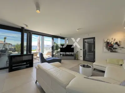 Villa 370 m², Linardići, Island of Krk - sea view and pool - 10