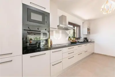 Villa 205 m², Labin - Pool und fußläufig zum Zentrum - 14