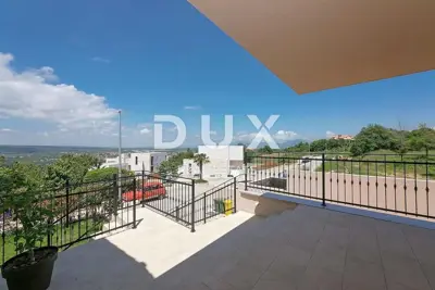 Villa 205 m², Labin - Pool und fußläufig zum Zentrum - 8
