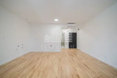 Stan 38 m², Trnje - potpuno adaptiran - 14