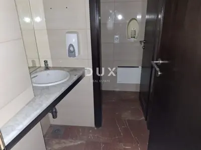 Residential-commercial building 1,132 m², Donja Dubrava - 19