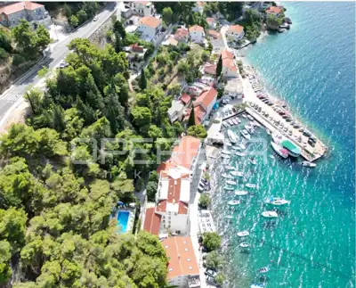 Baugrundstück 488 m², Stanići - 30 m vom Meer - 3