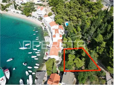 Građevinsko zemljište 488 m², Stanići - 30 m od mora