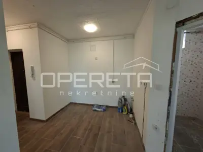 Iznajmljuje se jednosoban stan (52,20 m²) – mogućnost uređenja prema vlastitim ž - 3