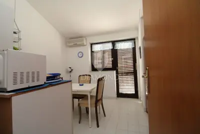 Kuća 320 m², Klenovica - pogled na more i terasa - 20