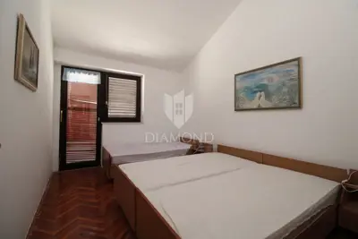 Kuća 320 m², Klenovica - pogled na more i terasa - 21